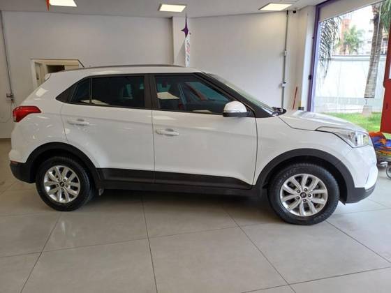 HYUNDAI CRETA 1.6 16V FLEX ACTION AUTOMÁTICO HYUNDAI CRETA 1.6 16V FLEX ACTION AUTOMÁTICO